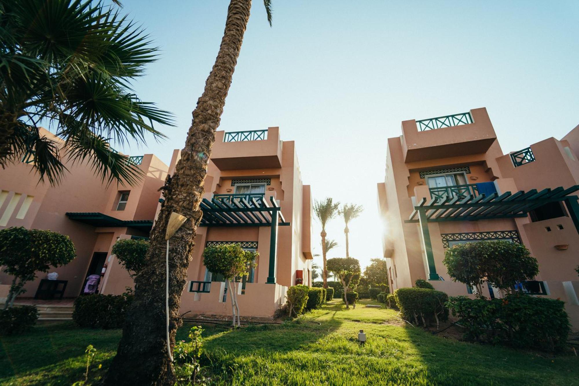 Rehana Sharm Resort - Aquapark & Spa - Couples And Family Only -Premium Ultra All-Inclusive 24H Extérieur photo